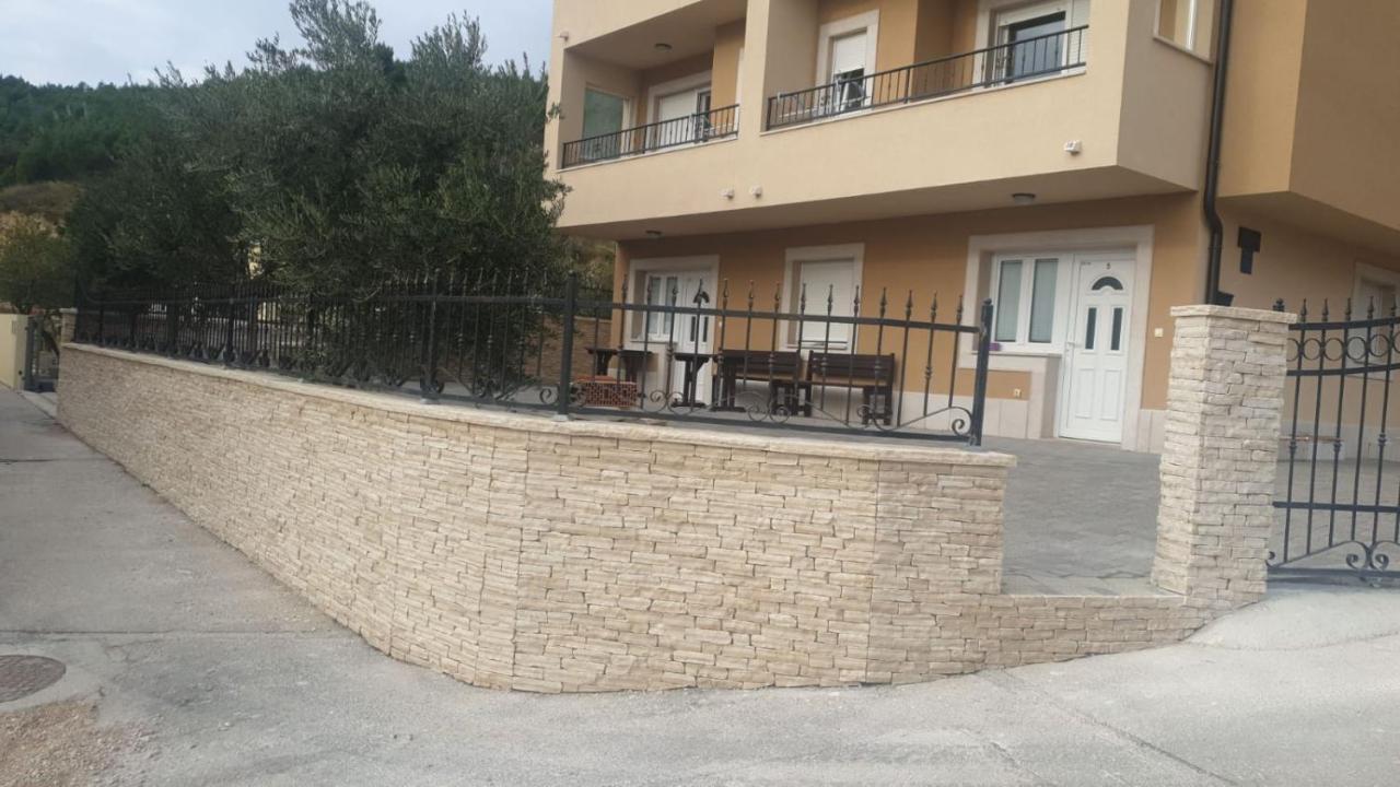 Andela 1 Apartment Макарска Екстериор снимка