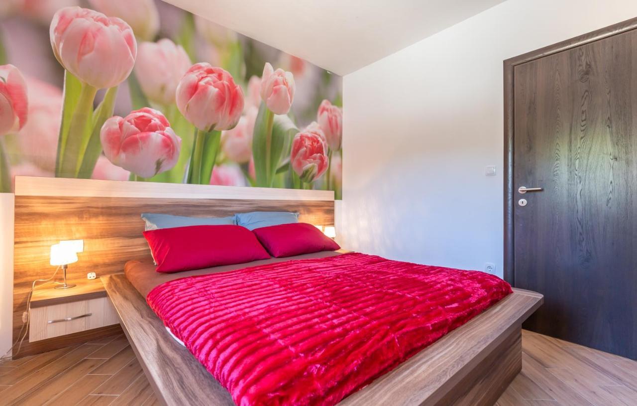 Andela 1 Apartment Макарска Екстериор снимка