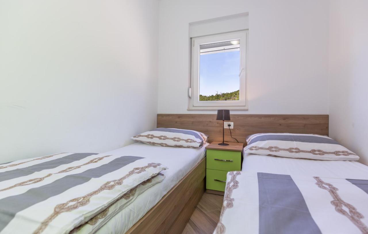 Andela 1 Apartment Макарска Екстериор снимка