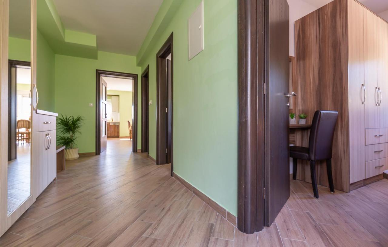 Andela 1 Apartment Макарска Екстериор снимка