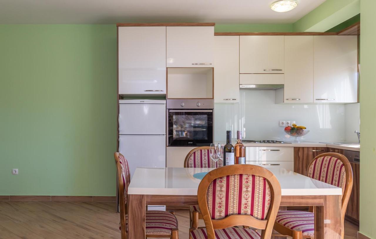 Andela 1 Apartment Макарска Екстериор снимка