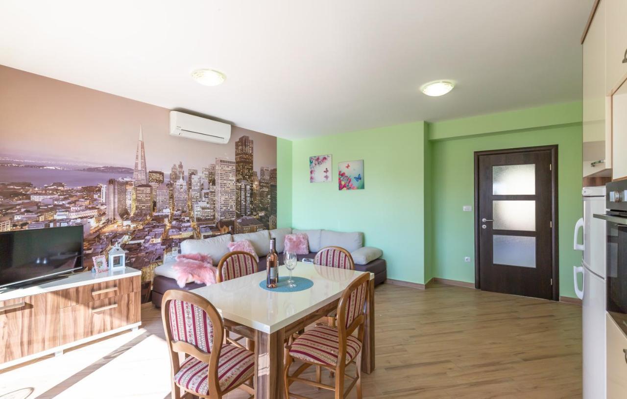 Andela 1 Apartment Макарска Екстериор снимка